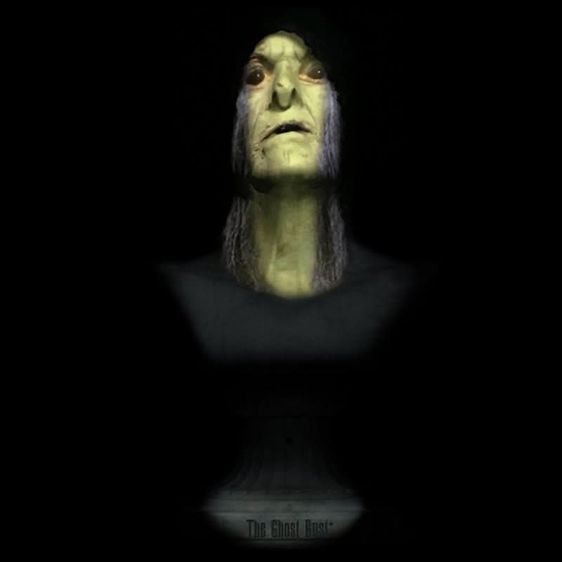 "Ghost Bust Pro - Seance Bust" Animated Haunted Projection Prop